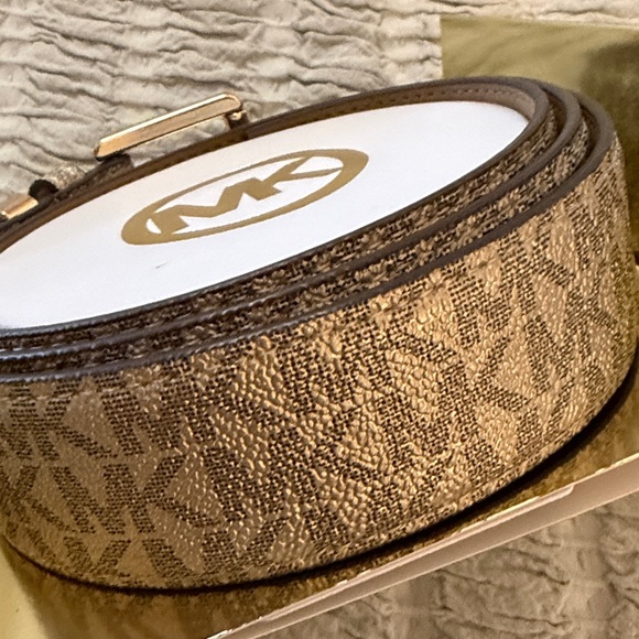 Michael Kors Monogram Belt with Gold Buckle-NWT - Picture 2 of 3